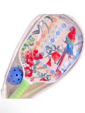 🆕- Ollie & Olivia- Pickle Ball Set
"Colorful Parrot" with Case. New with Tags